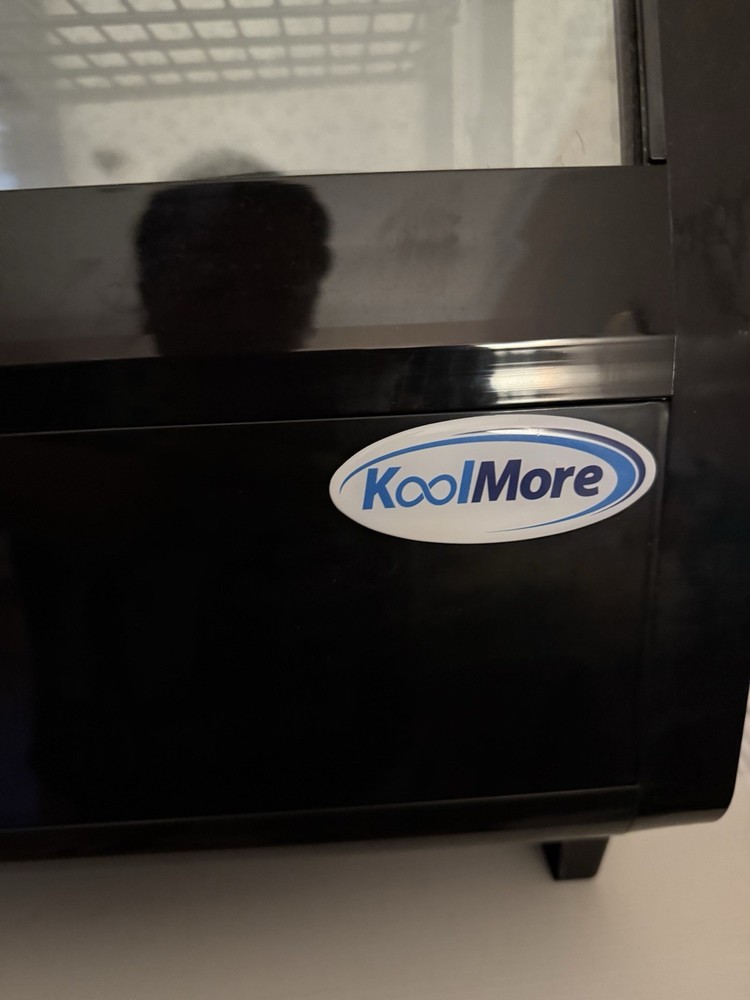Koolmore CDC-3C-BK Countertop Refrigerated Display Case