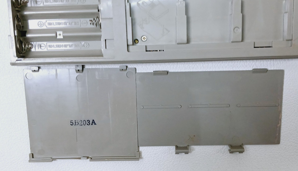 Vintage CASIO PB-700 Vintage Pocket Computer- Not working