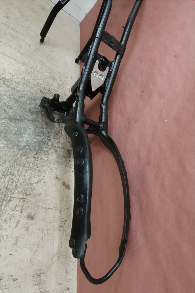 2004 - 2008 Victory KINGPIN Main Frame Chassis