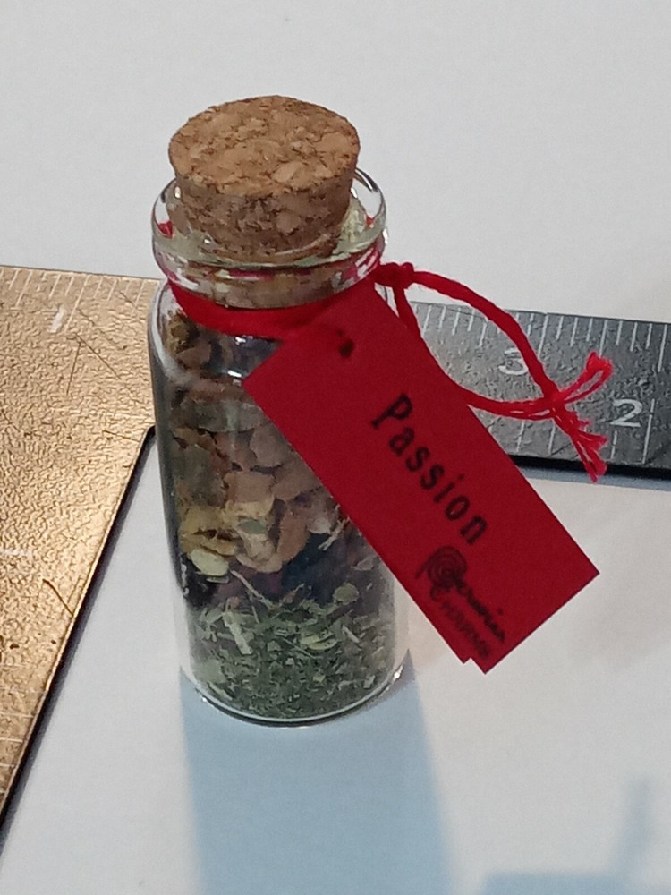 Passion Pocket Spell Bottle