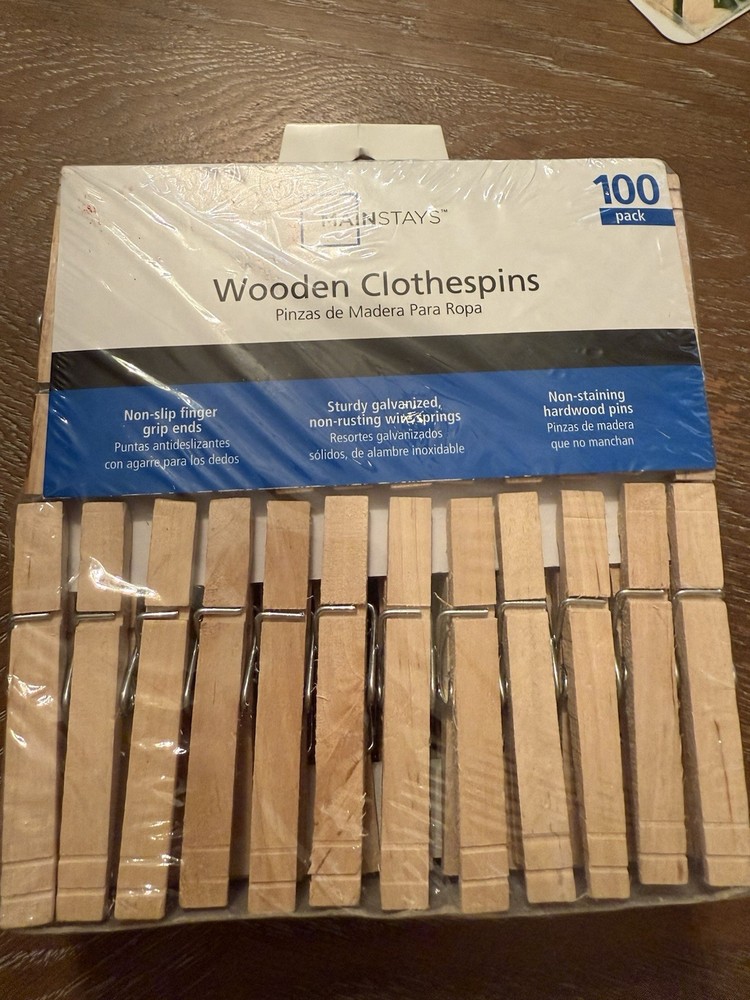 MAINSTAYS Wooden clothespin 100 Pack Extra Large