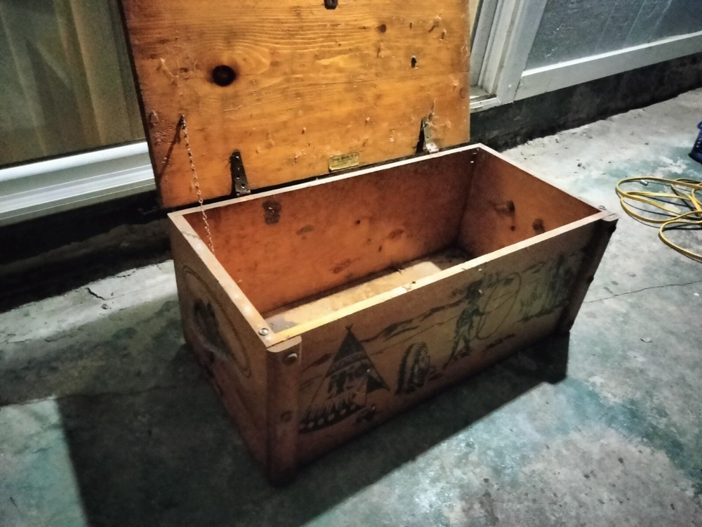 antique wood trunk chest