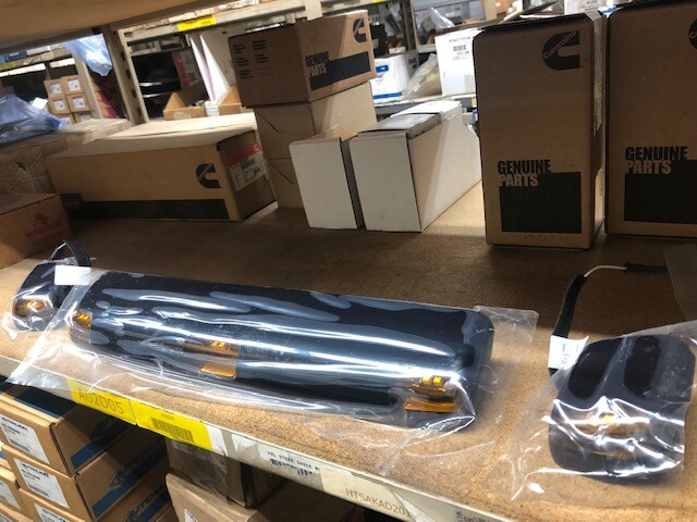 GM CLEARANCE LIGHTS WITH HARNESS