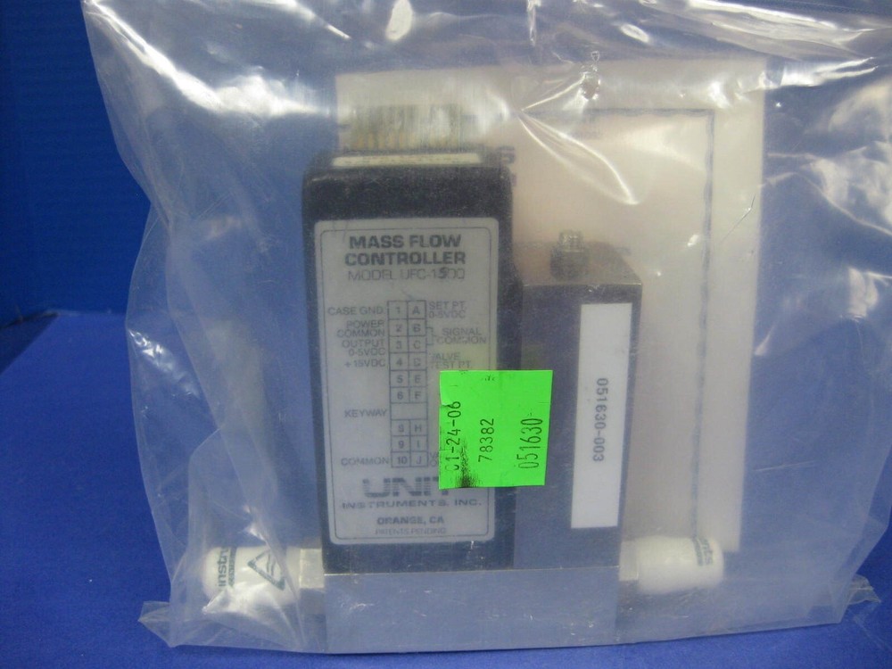 Unit UFC-1500 Mass Flow Controller, He,  200 sccm, Reburbished