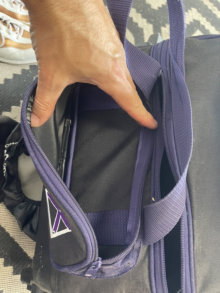 Kr Strikeforce Bowling Ball Roller Bag With Extras