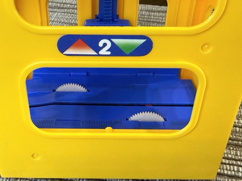 Tony #5003 Big Big Loader Construction Set replacement piece Elevator