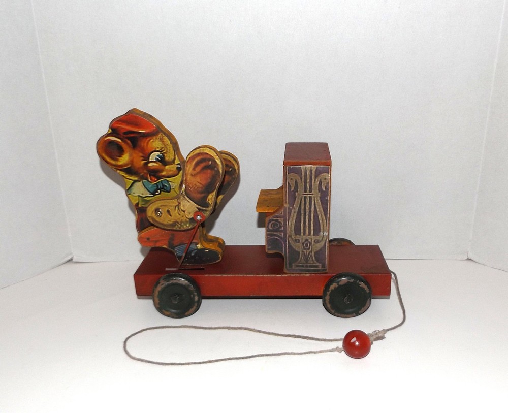 Reproduction Gong Bell Piano Player Mouse Pull Toy