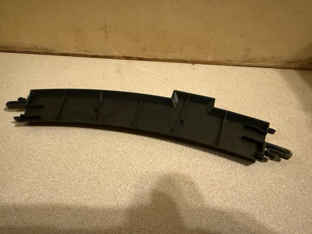 Model Power HO Scale Curve Track Black Terminal