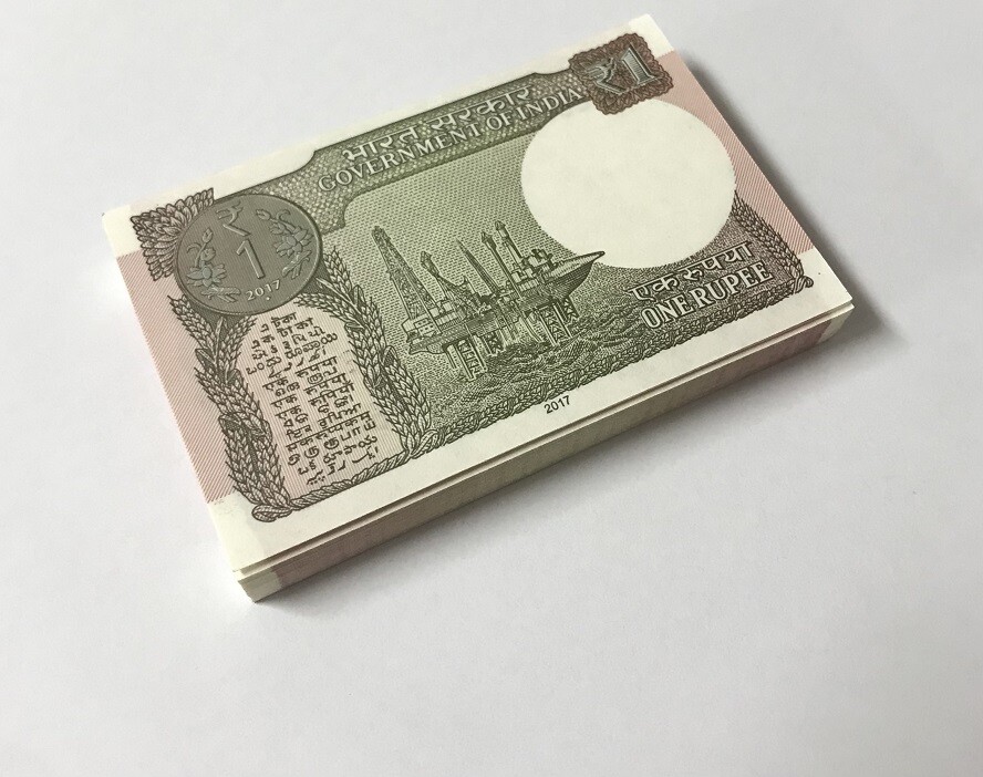 India 1 Rupee 2017 P 117 c UNC LOT 25 PCS 1/4 BUNDLE