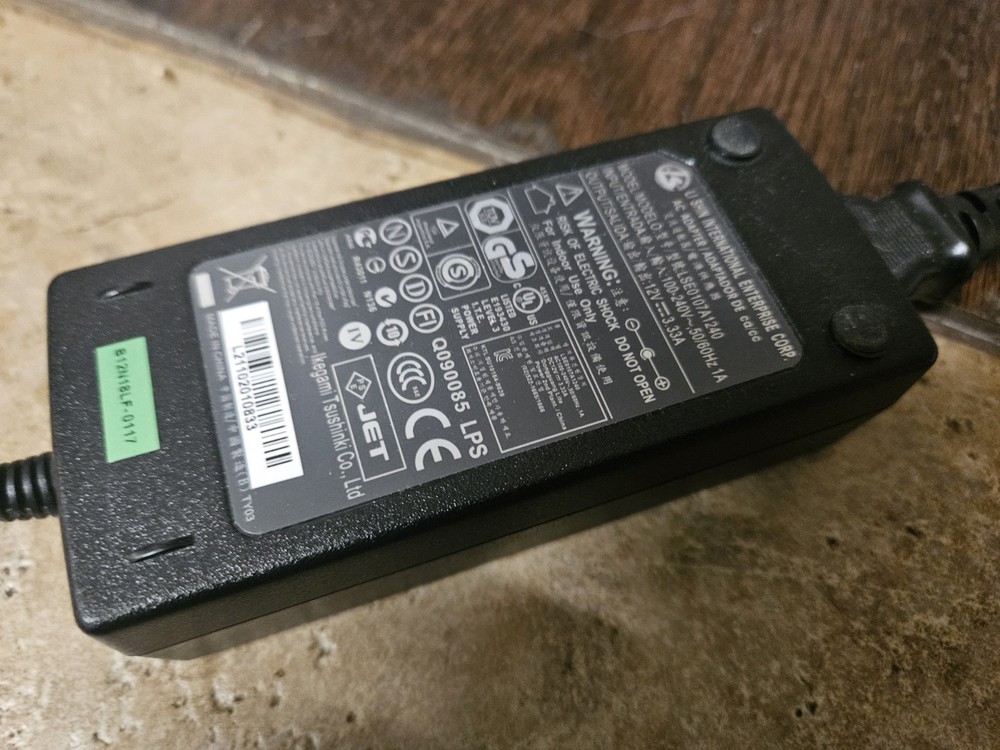 VMAX 4 channel dvr. model DW-VMAX 4 Home Automation Powers On Untested Fully