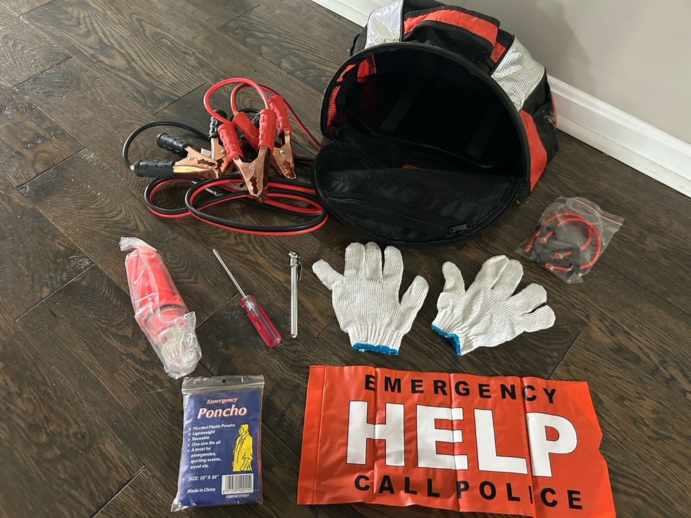 Automobile car roadside emergency kit jumper cables NEW