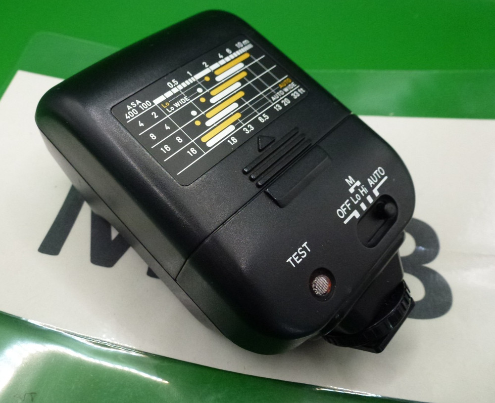 Contax TLA 20 Shoe Mount Flash refm