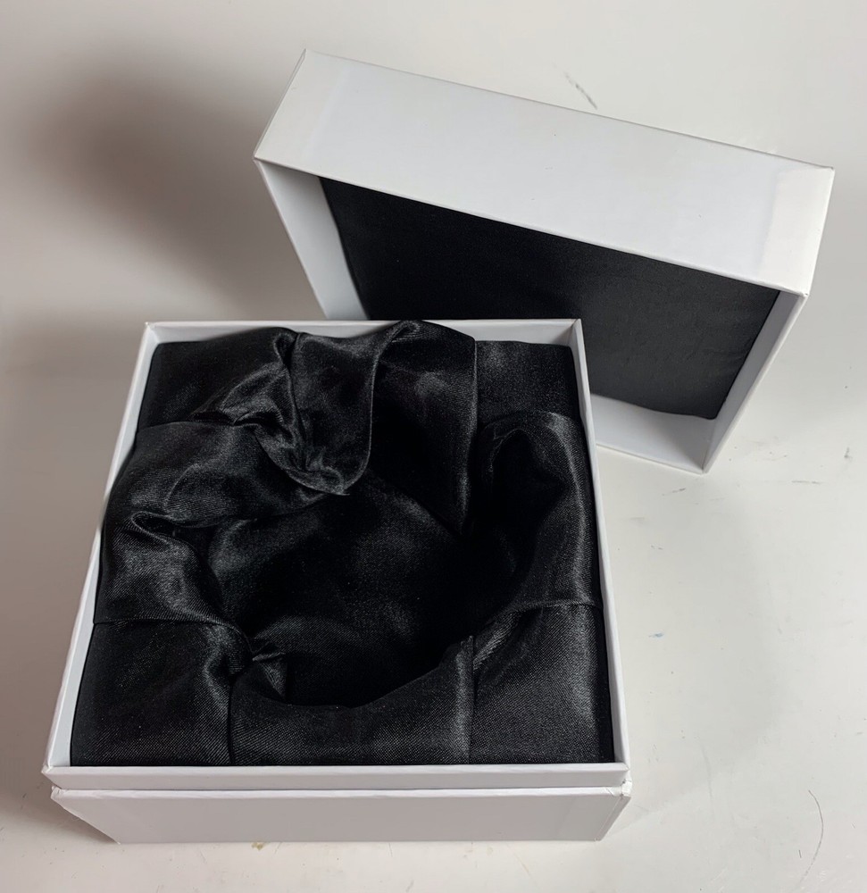 Elegant Gift Box Beautiful Presentation For Any Occasion Empty Box