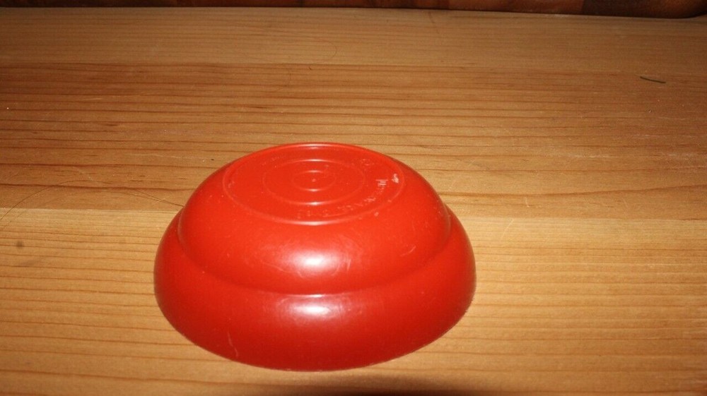 Toy Dishes ~ Tupperware bowl: orange red