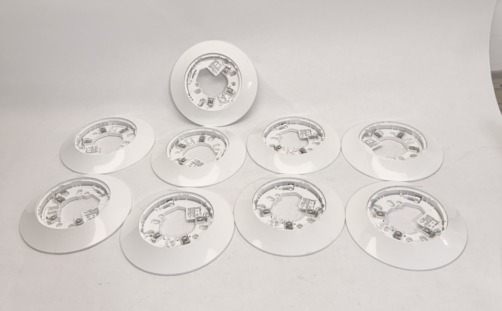 (LOT OF 9) SYSTEM SENSOR BASE  B300-6