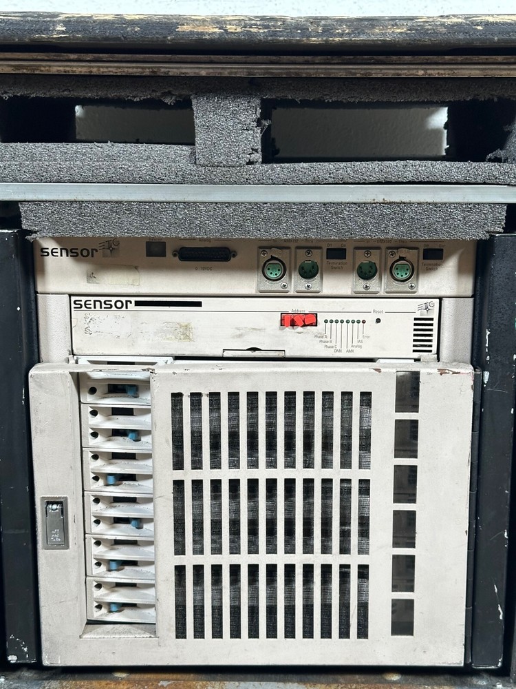 ETC Sensor SP-650B Dimmer Sensor Pack In Case On Wheels