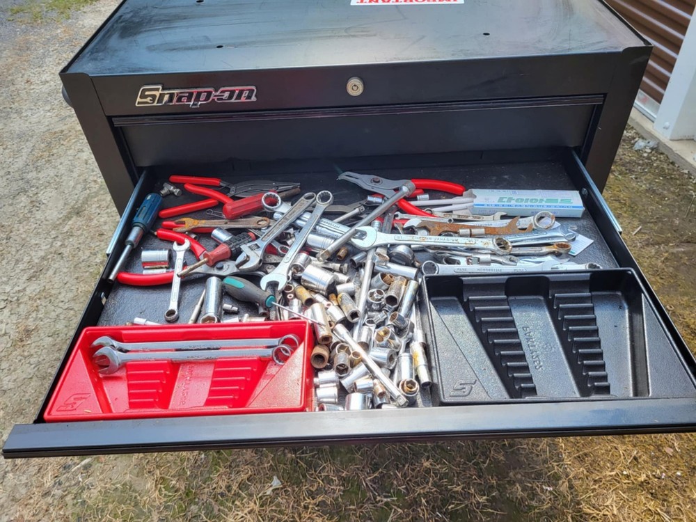 36" Snap-On Rolling Tool Chest Filled With Snap-On Tools And Other Brands NICE!!