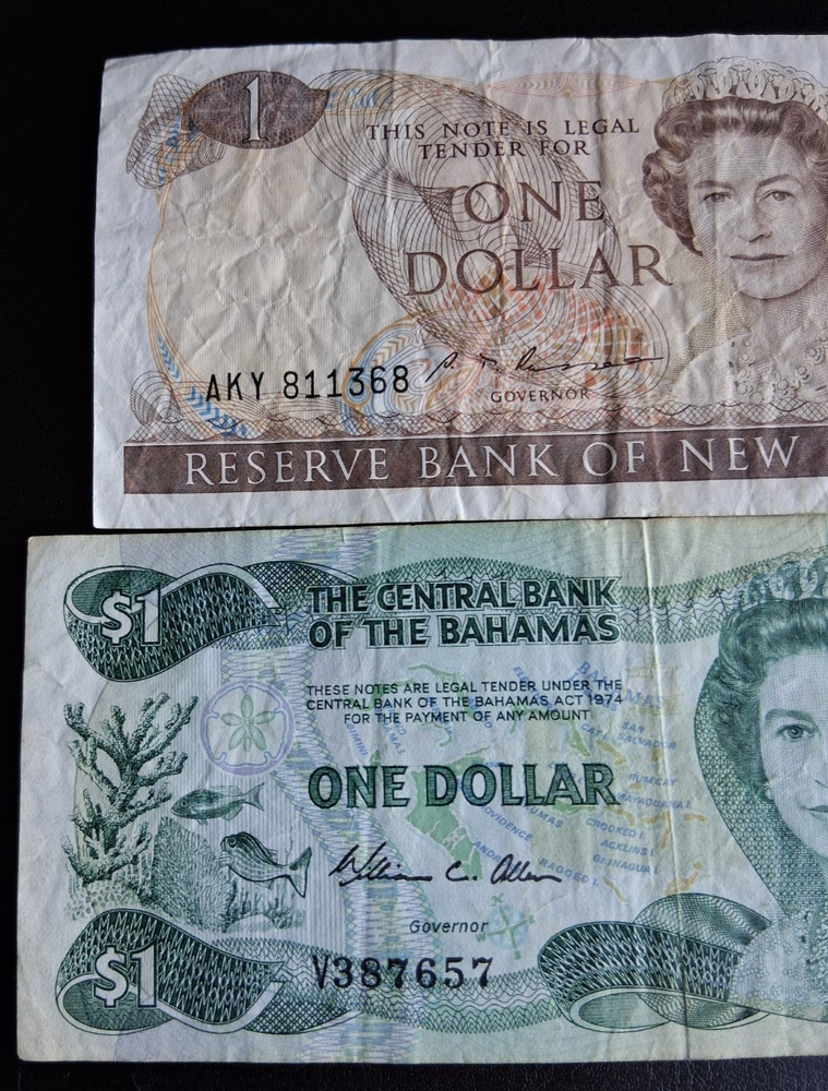 TWO DOLLAR BILLS Queen Elizabeth 1974