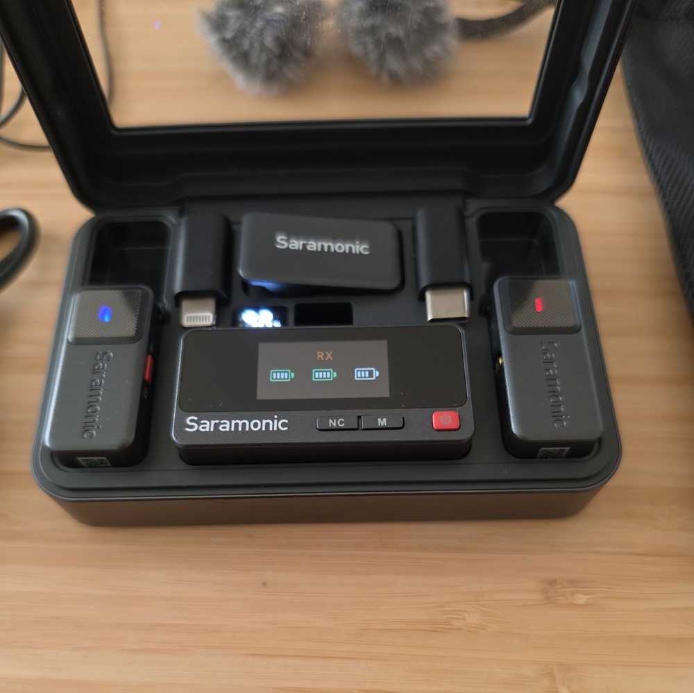 Saramonic AIR Wireless Microphone System – Compact Audio Solution