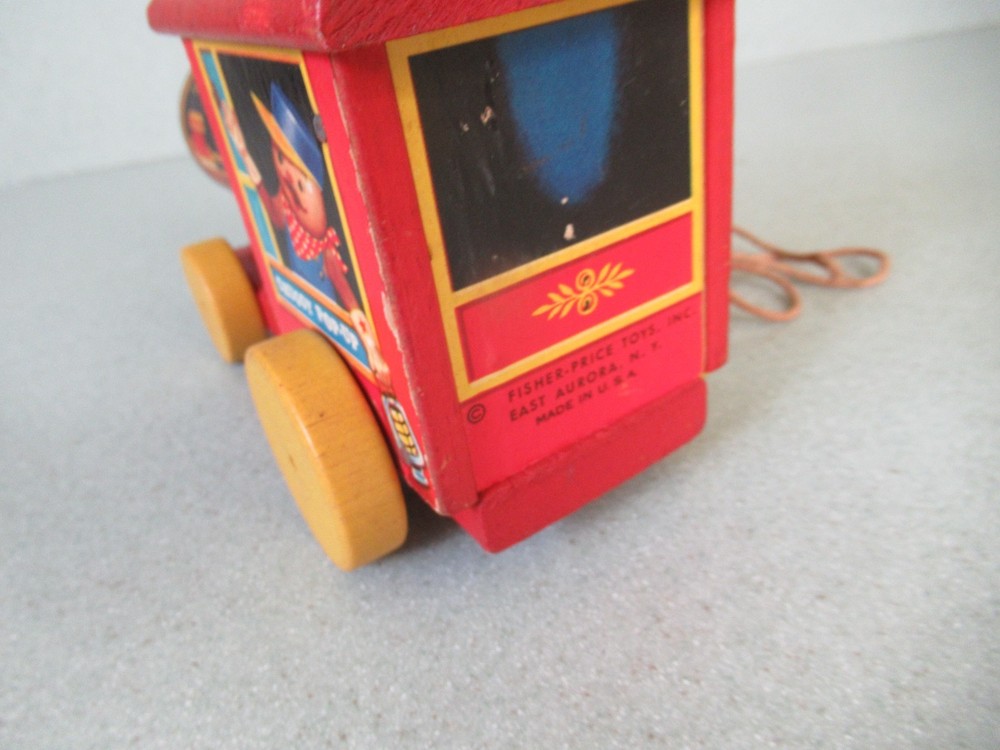 Wooden Chuggy Pop-up train engine pull toy