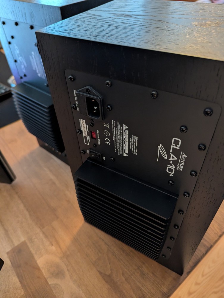 Avantone Pro CLA‑10A Active Studio Monitors – Pair - In Box