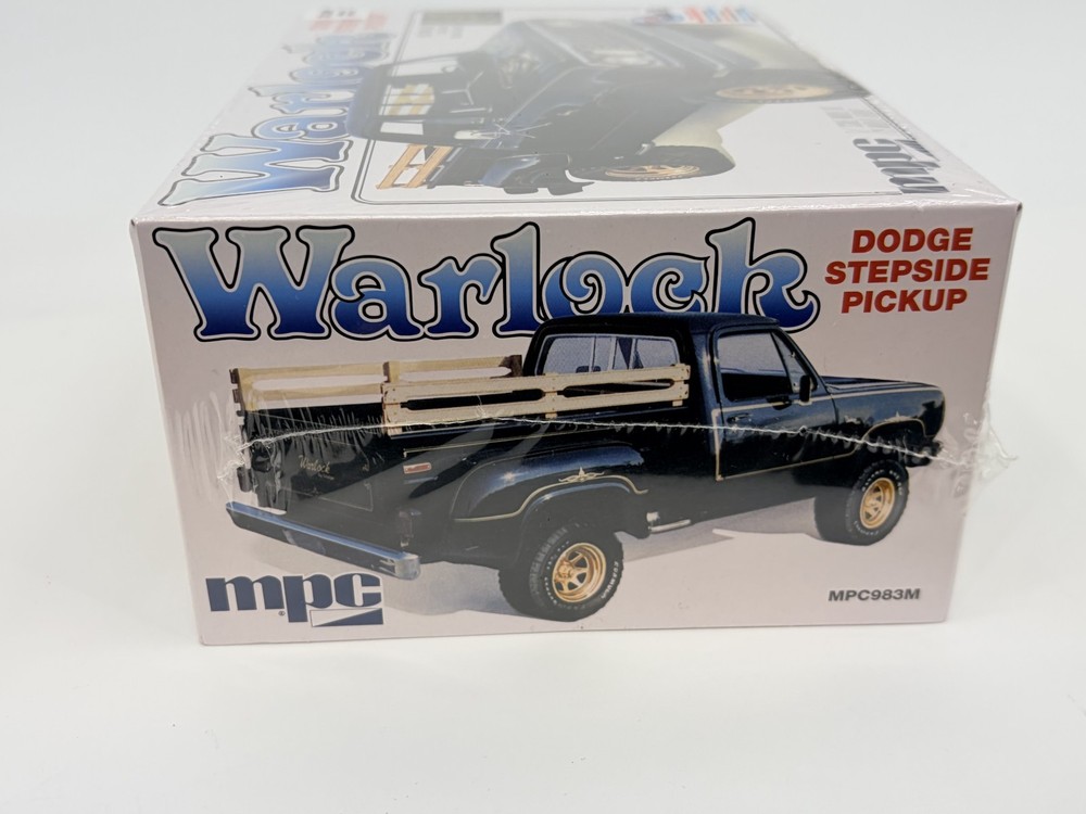 MPC Warlock 1977 Dodge Stepside Pickup Model Kit *Sealed* 1:25 Scale
