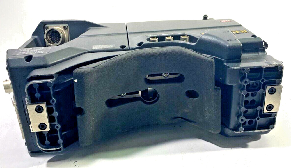 Hitachi Z-2500 Color Camera.