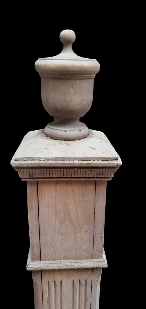 Newel Post GAM0275