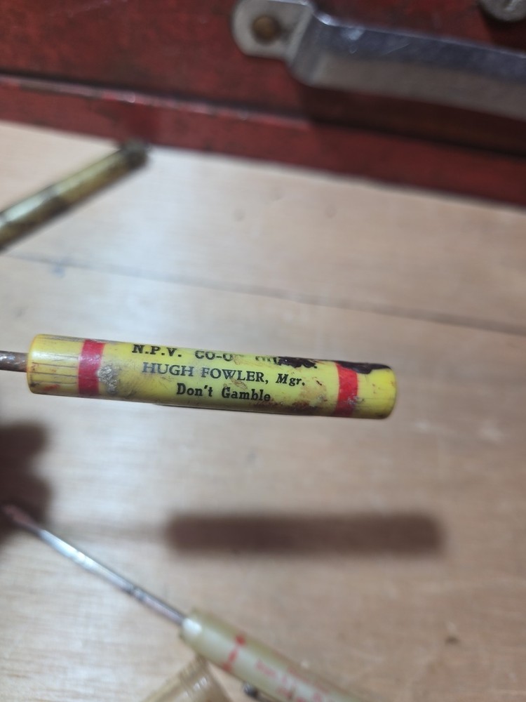 3 PC Vintage Advertisement Screwdriver Set Readytool