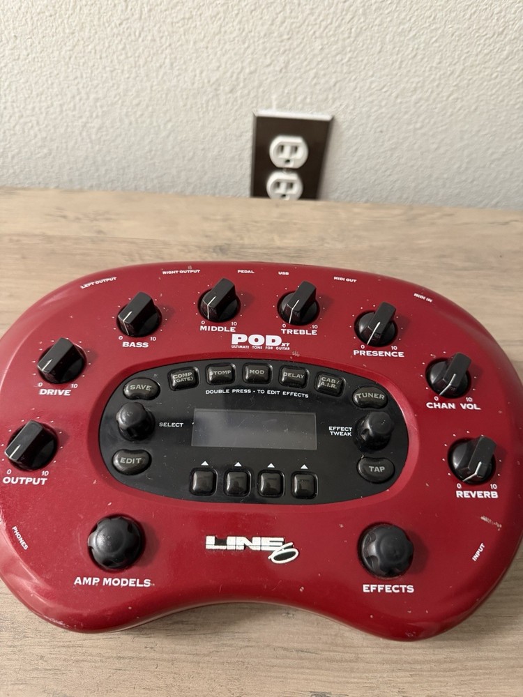 Line 6 POD Guitar Amp Modeler Effects Processor Powers On Untested AS-IS