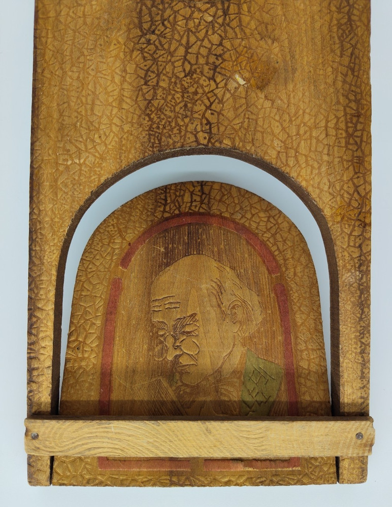 Vintage Antique Pyrography Wood Folding Bookends Old Man Reading Double-Sided