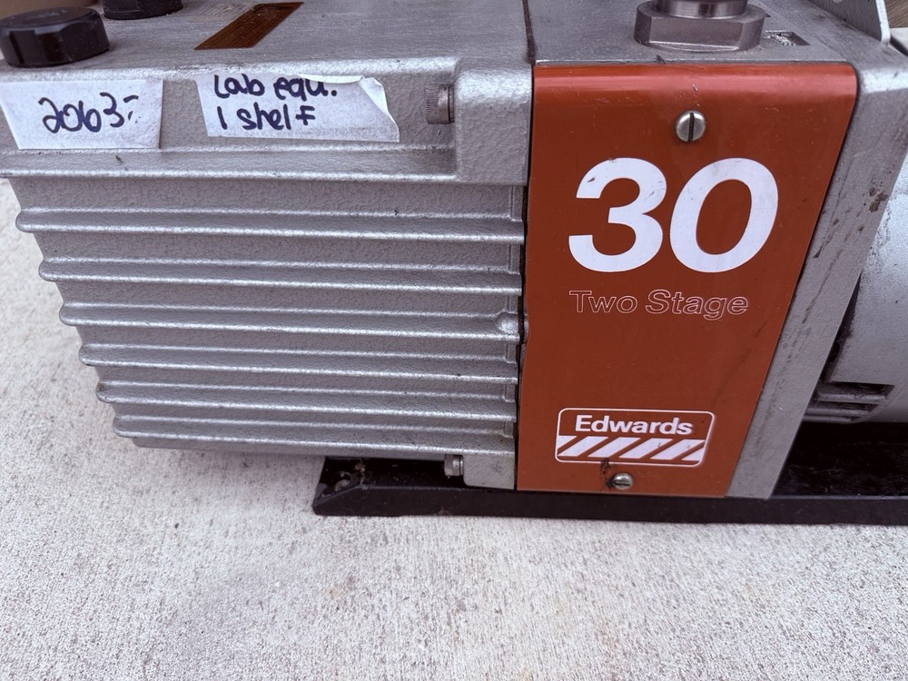 Edwards E2M30 Dual Stage Rotary Vane Vacuum Pump Tested and Working