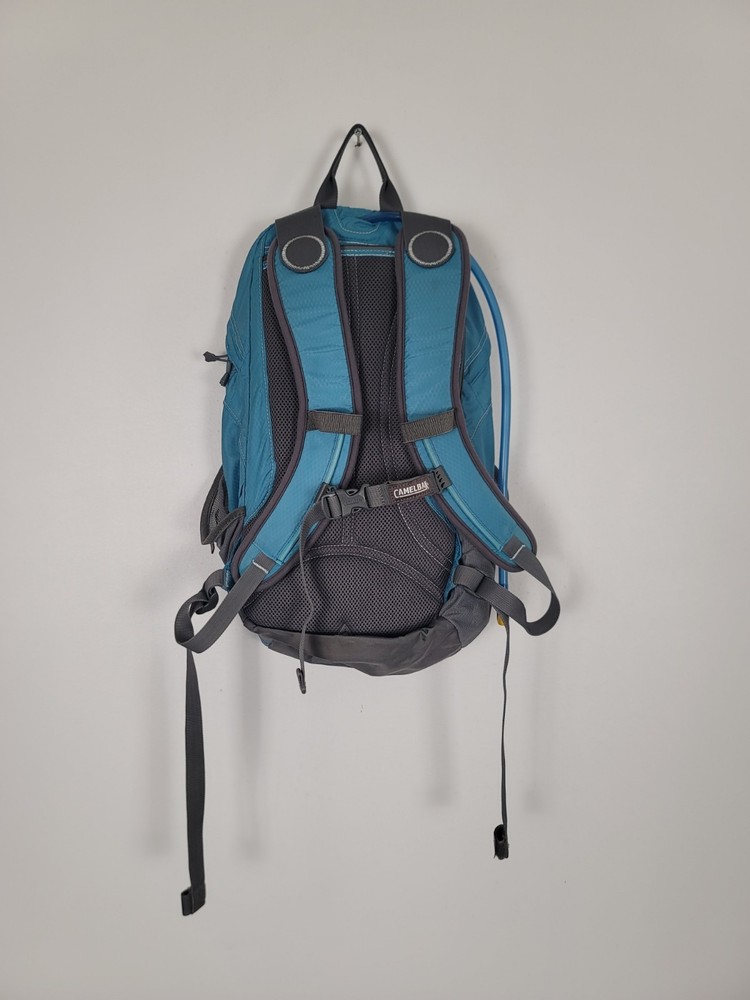 CamelBak Day Star Hydration Pack Backpack Bladder Blue Hiking Day Bag Water