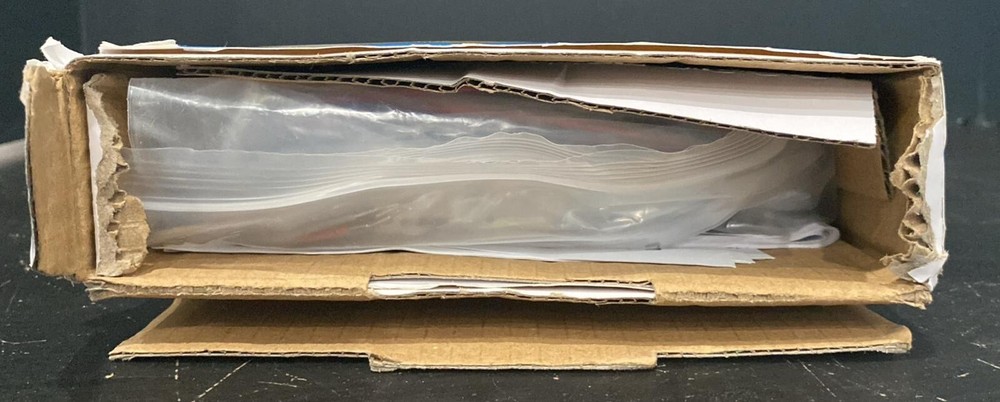 Linear prox.pad Proximity Reader and Keypad DAMAGE BOX (A1)