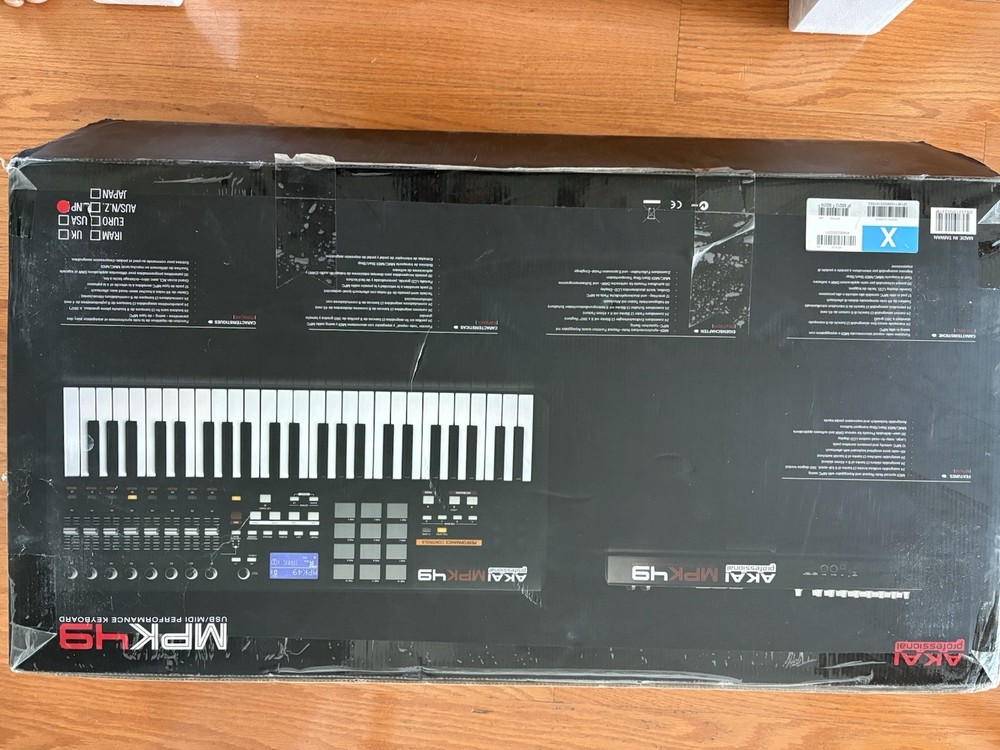 Akai Professional MPK49 49-Key Midi Controller - Original Box & Accessories