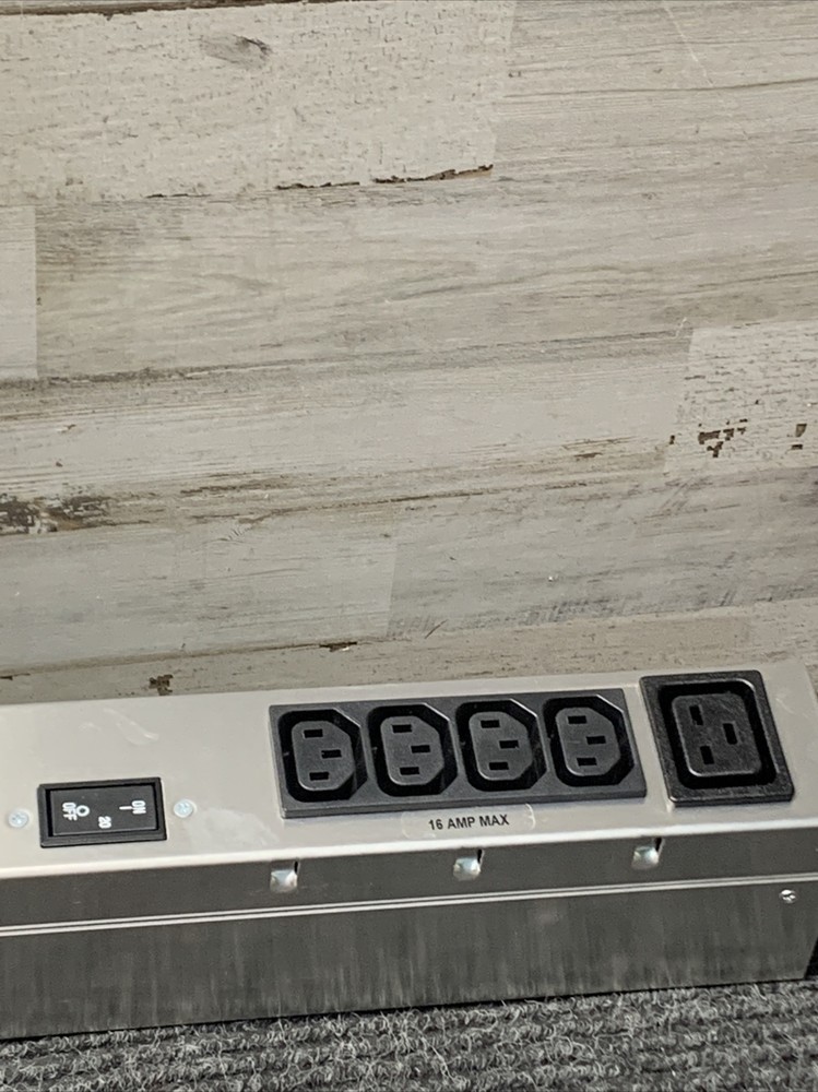 Used CARLING TECHNOLOGIES E242543 Power Distribution Unit 100-885-137