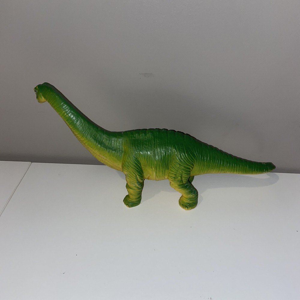 Vintage Learning Resources green yellow dinosaur Brontosaurus