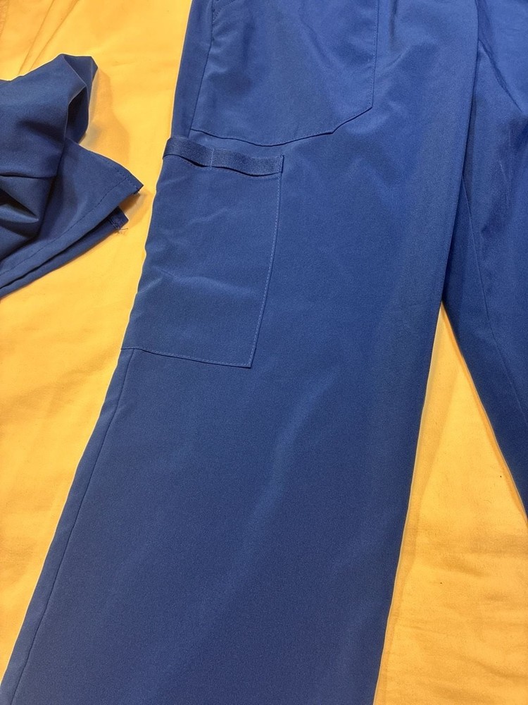 Dickies EDS Essentials Royal Blue Scrub Set Small