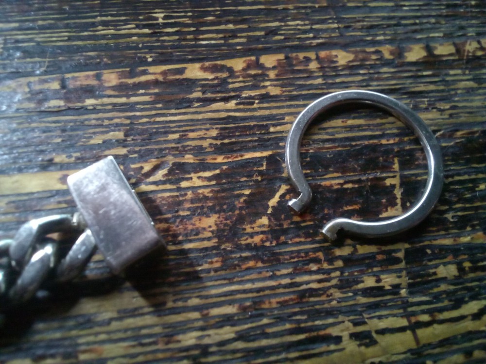 i magnin luxury key chain