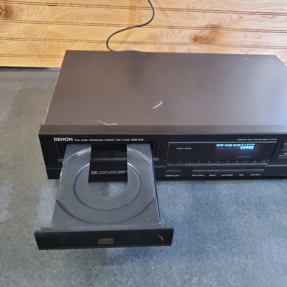 Vintage Denon DCD-570 Compact Disc Player No Remote Fully Functional