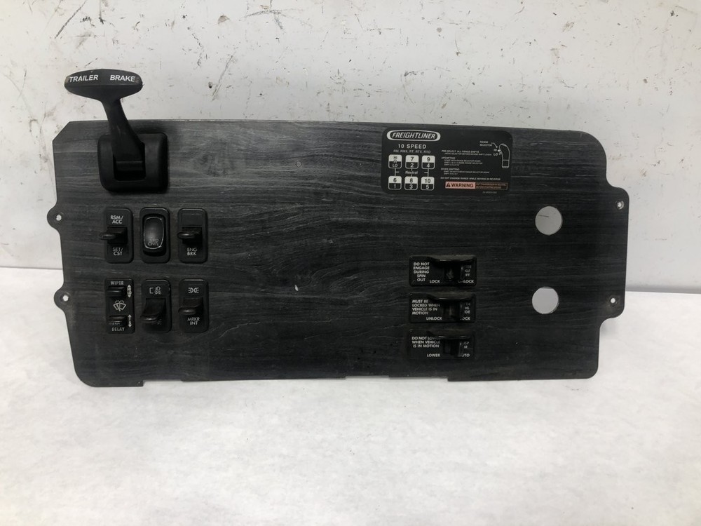 Freightliner COLUMBIA 120 SWITCH Dash Panel - Used