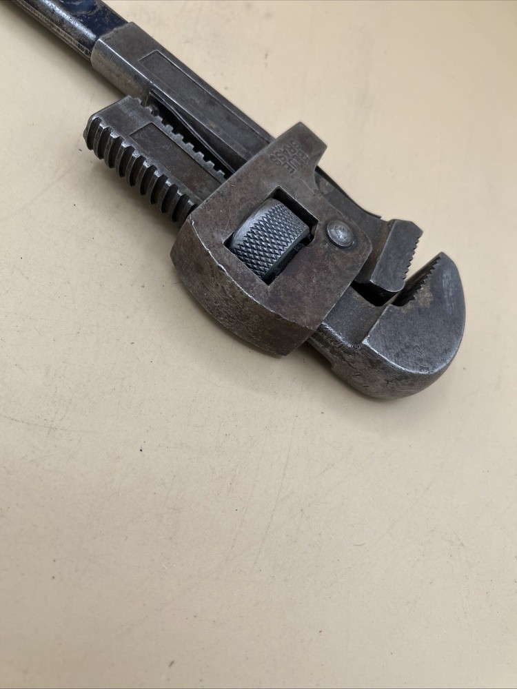 Vintage 18" Blue Grass Pipe Wrench