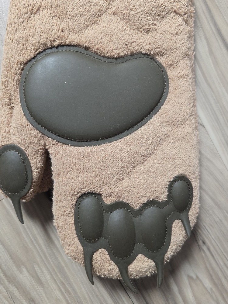 Fred OS One Size Oven Mitts Bear Claws Brown Silicone New With Tags