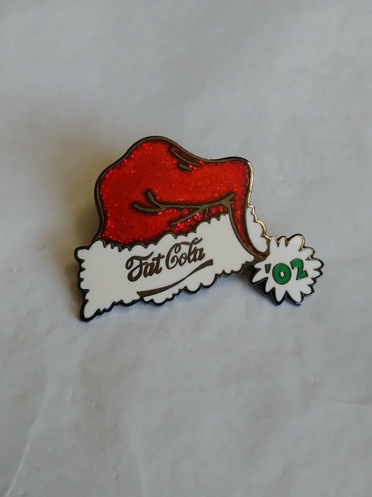 Fat Cola '02 Santa Hat Lapel Hat Jacket Pin