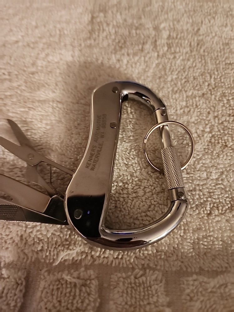 Myron Key Clip With Multi Tool