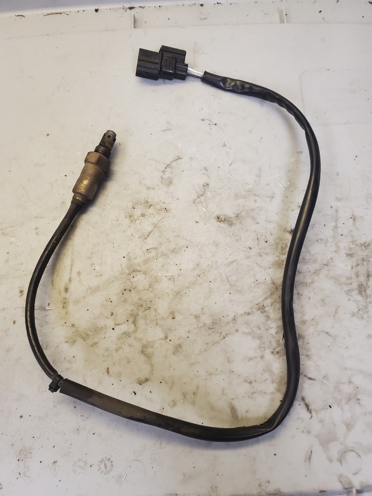 17 - 24 2021 Honda CBR1000RR exhaust lambda probe sensor