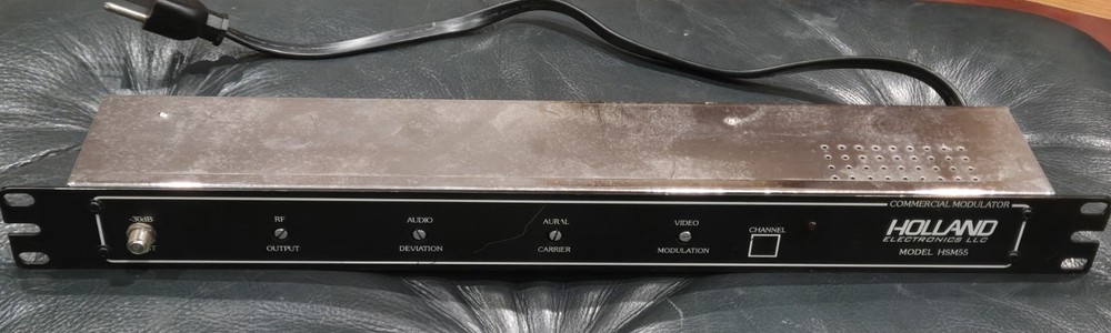 HOLLAND ELECTRONICS MODEL HSM55 COMMERCIAL MODULATOR
