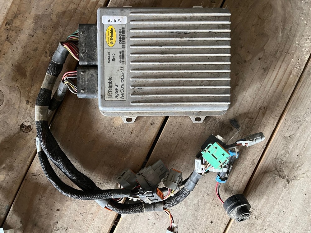 Trimble NavController II w/ cables