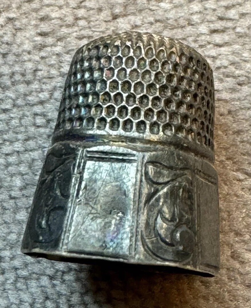 Antique Sterling Silver Thimble size 8