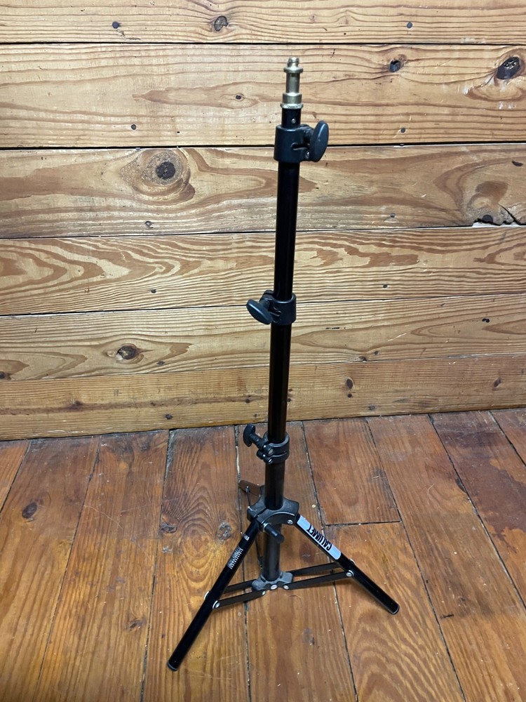Calumet 156BLB Small Tripod